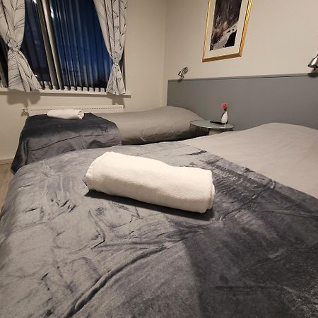 B&B Guesthouse - Bed And Breakfast Keflavik Centre Extérieur photo